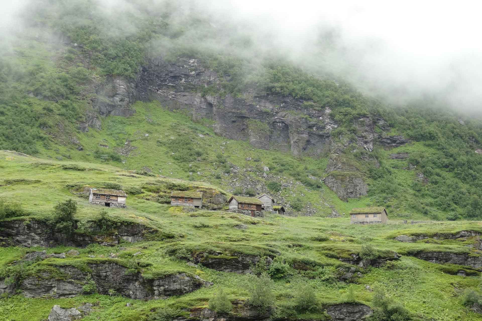 Ferienhütten in der norwegischen Wildnis